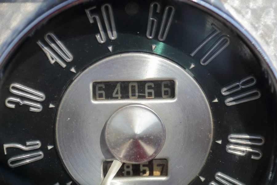 1953 Packard Caribbean - Image 26 of 31
