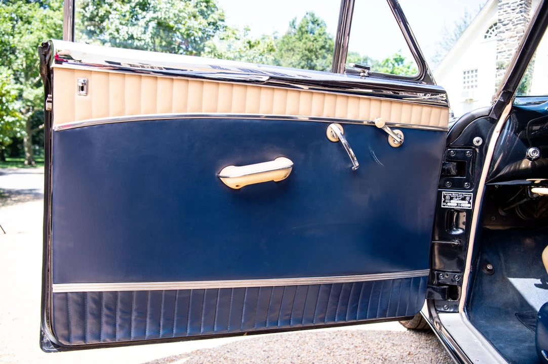 1953 Packard Caribbean - Image 22 of 31