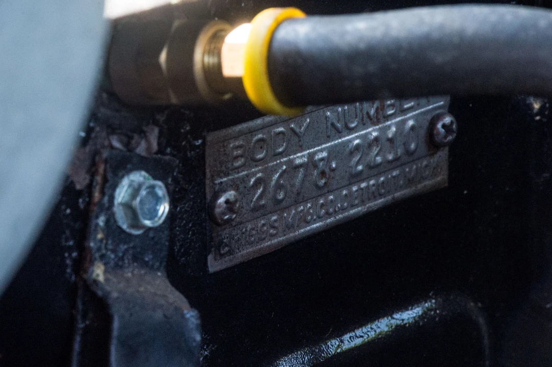 1953 Packard Caribbean - Image 14 of 31