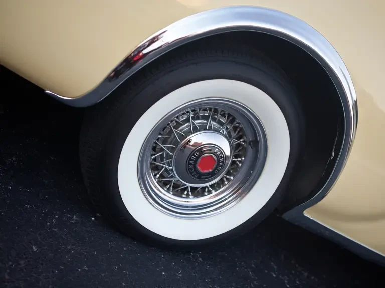 1953 Packard Caribbean - Image 6 of 9
