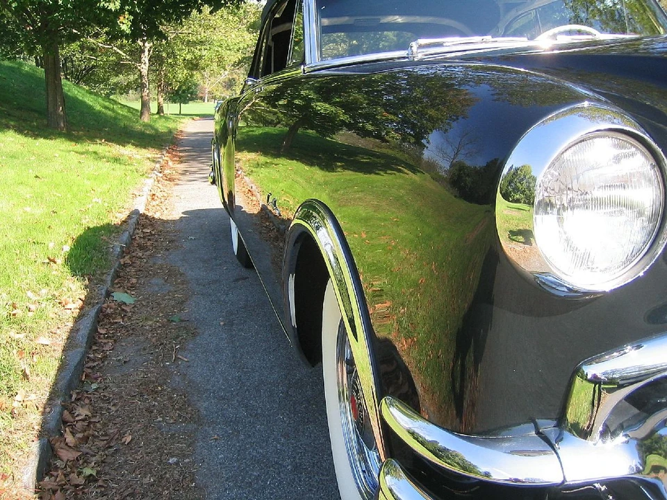 1953 Packard Caribbean - Image 2 of 9