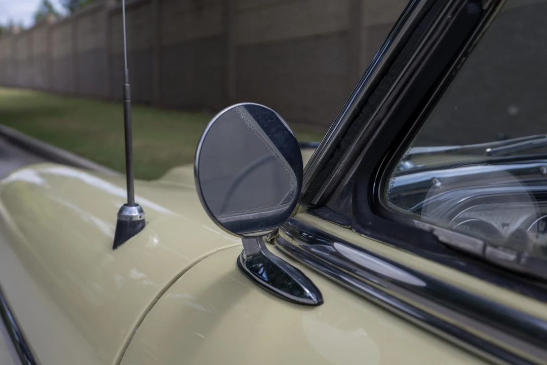 1953 Packard Caribbean - Image 17 of 31
