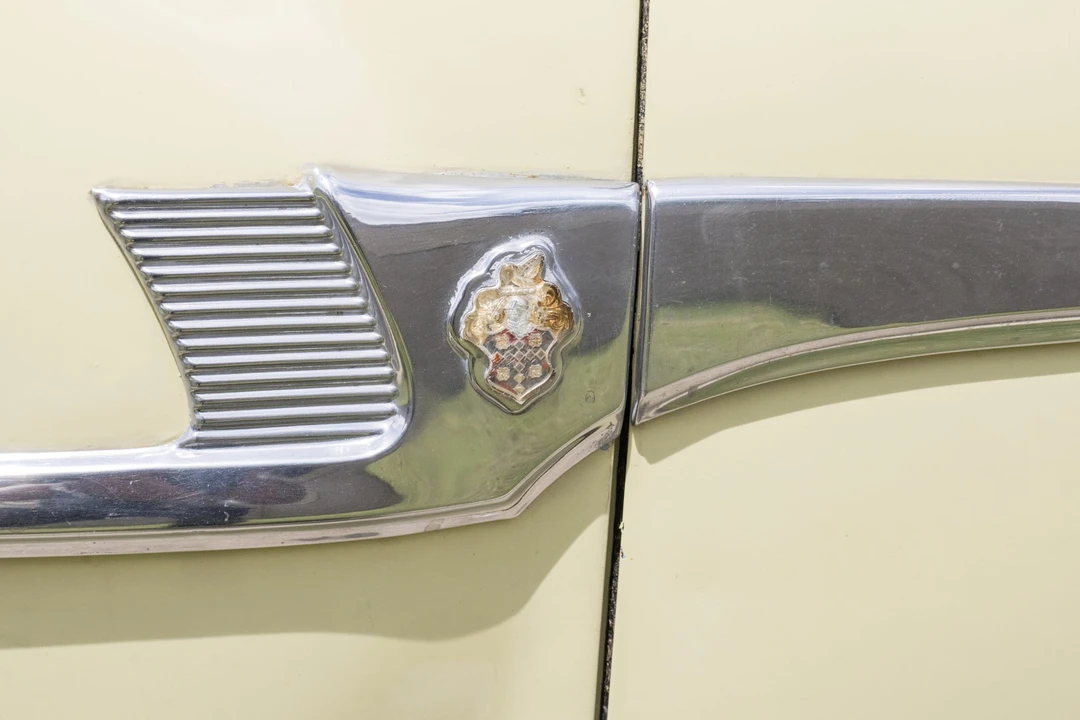 1953 Packard Caribbean - Image 25 of 31
