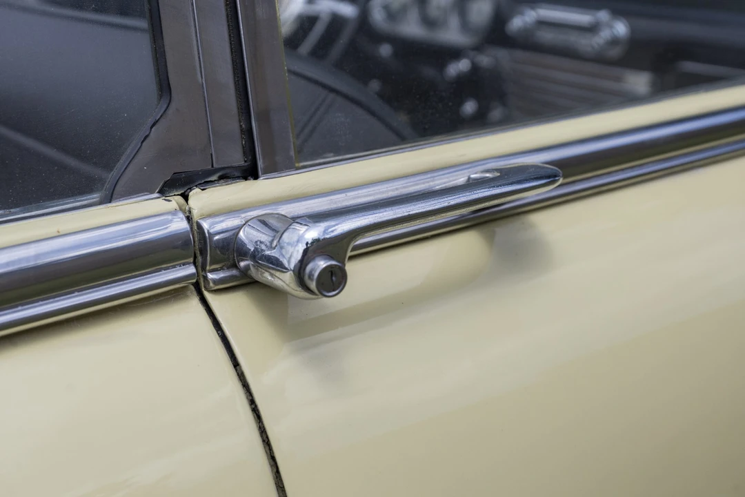 1953 Packard Caribbean - Image 21 of 31