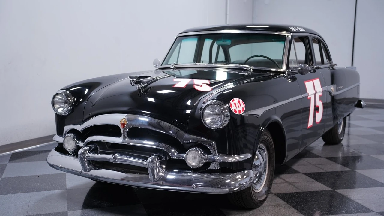 1953 Packard Clipper - Image 17 of 31
