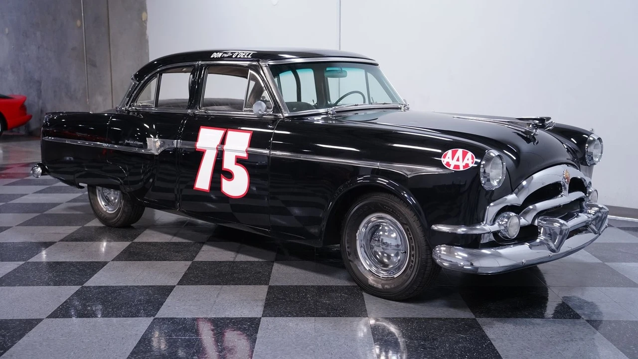 1953 Packard Clipper - Image 14 of 31