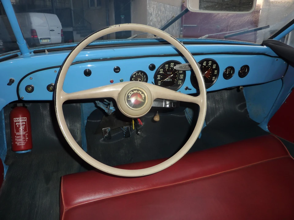 1953 Panhard - Image 4 of 5