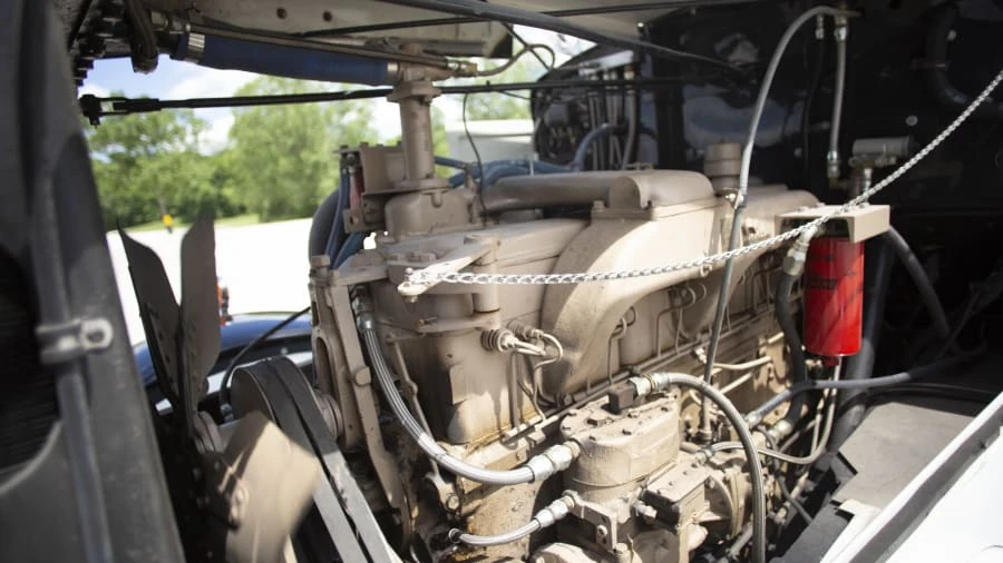 1953 Peterbilt - Image 12 of 15