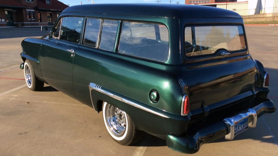 1953 Plymouth Suburban - Image 2 of 6