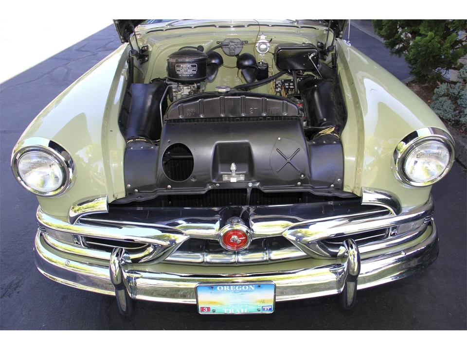 1953 Pontiac Catalina 1st Gen - Image 9 of 31