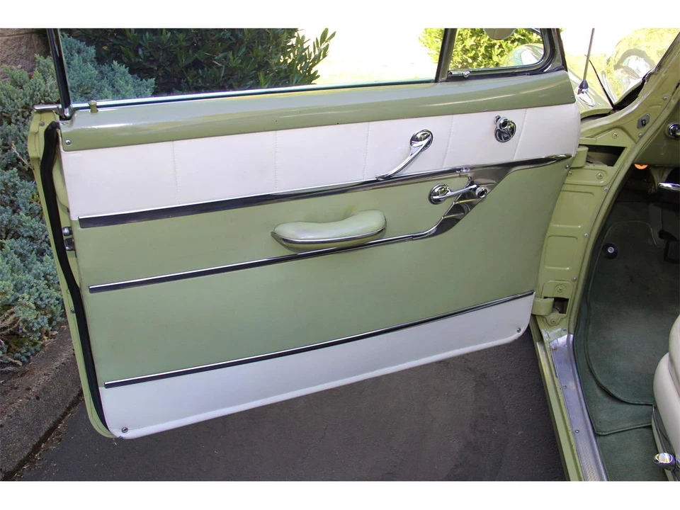 1953 Pontiac Catalina 1st Gen - Image 13 of 31
