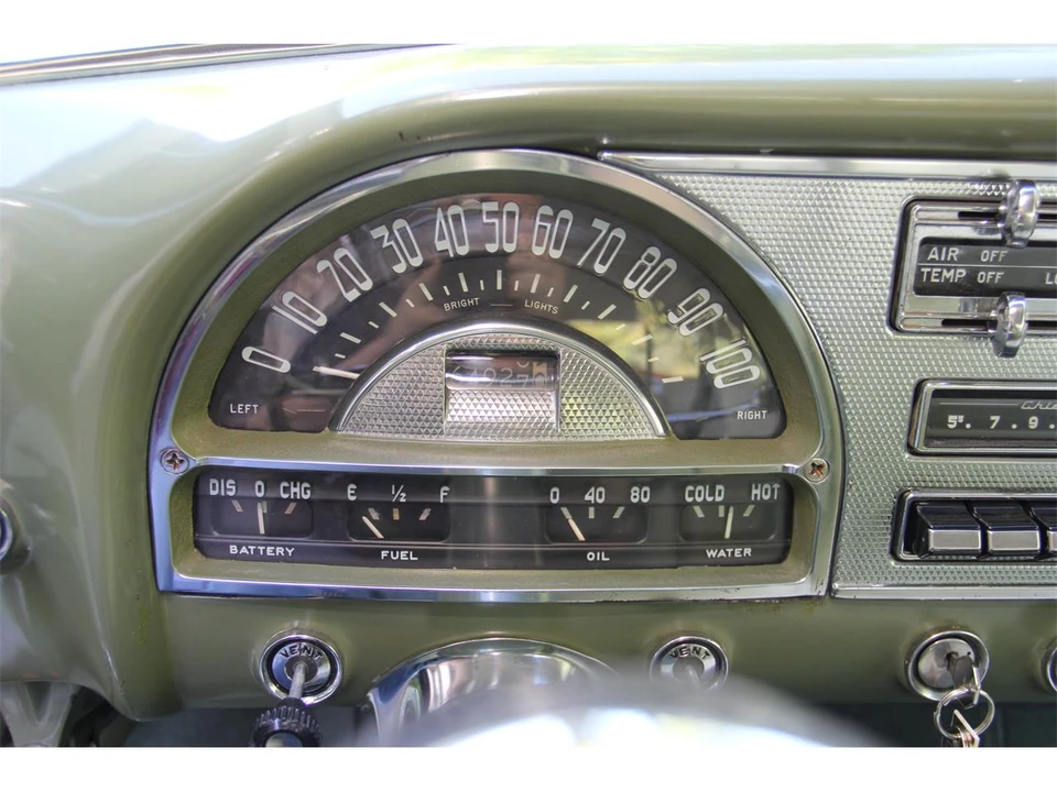 1953 Pontiac Catalina 1st Gen - Image 18 of 31