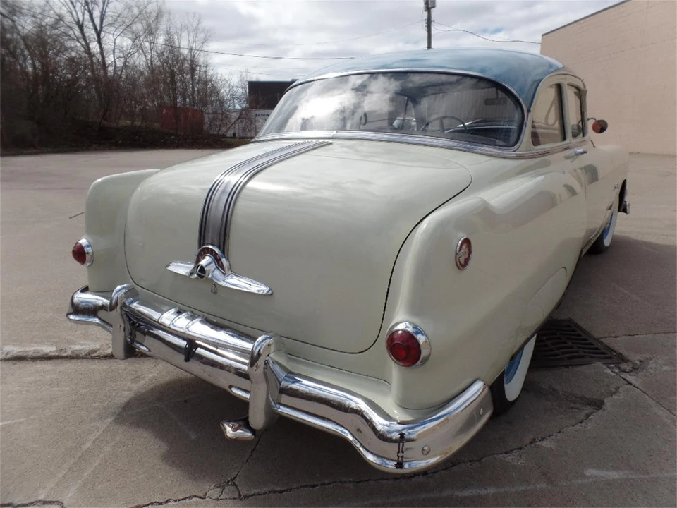 1953 Pontiac Chieftain - Image 6 of 31