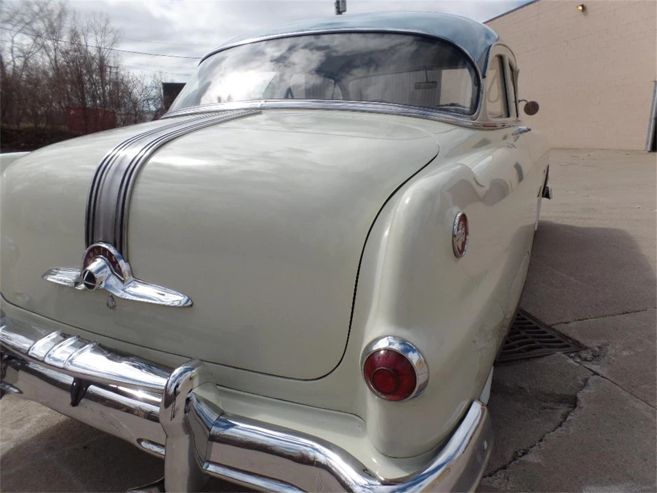 1953 Pontiac Chieftain - Image 7 of 31