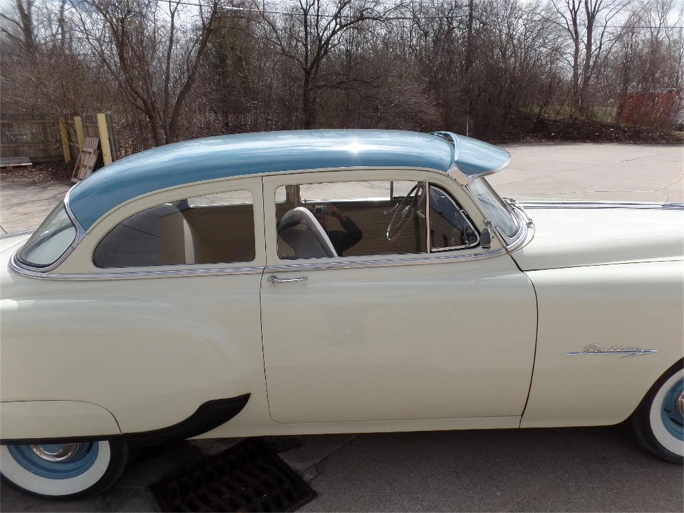 1953 Pontiac Chieftain - Image 10 of 31