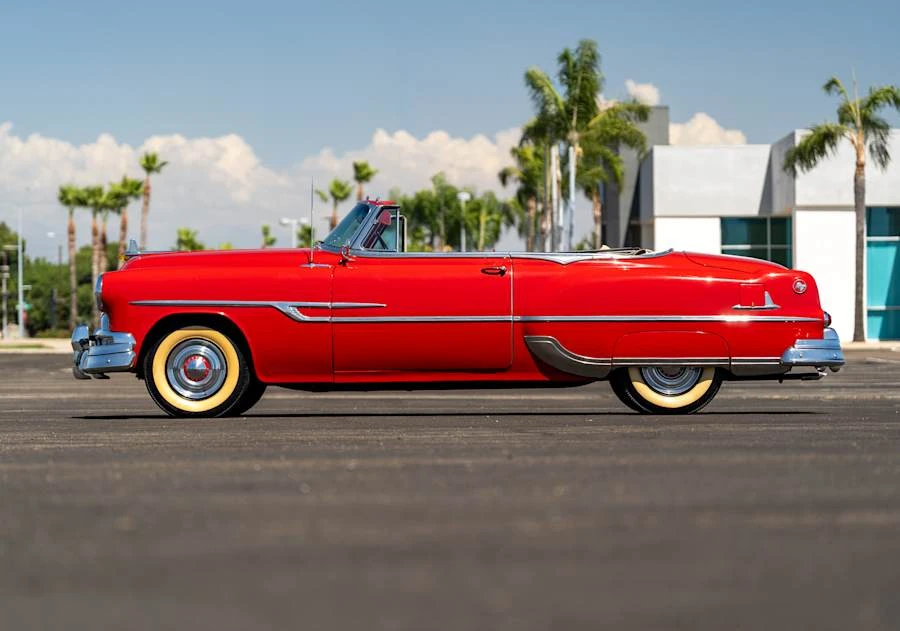 1953 Pontiac Chieftain - Image 2 of 31