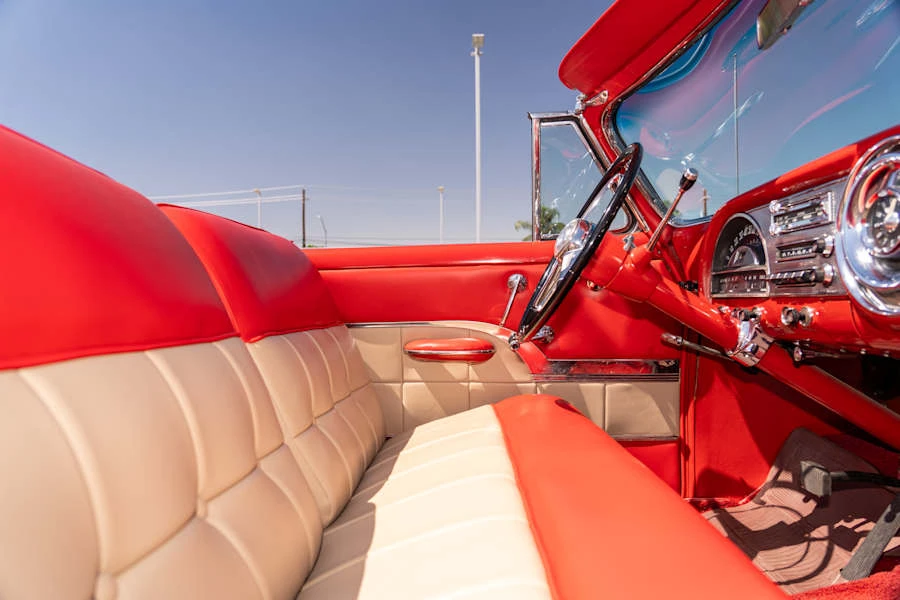 1953 Pontiac Chieftain - Image 21 of 31
