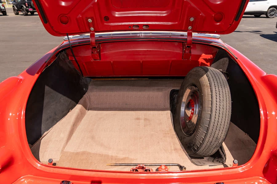 1953 Pontiac Chieftain - Image 31 of 31