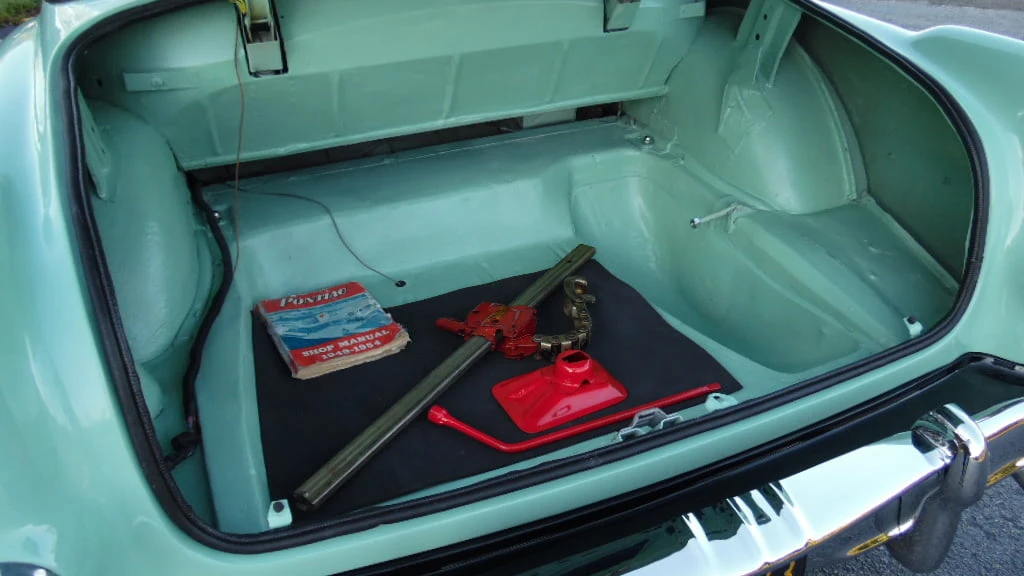 1953 Pontiac Chieftain - Image 18 of 26