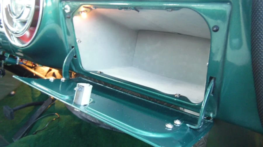 1953 Pontiac Chieftain - Image 9 of 25