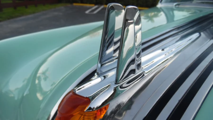 1953 Pontiac Chieftain - Image 21 of 25