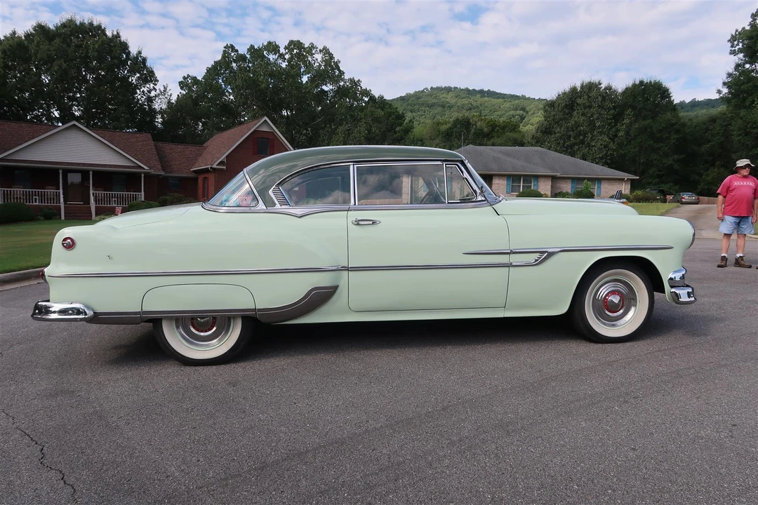 1953 Pontiac Chieftain - Image 10 of 31