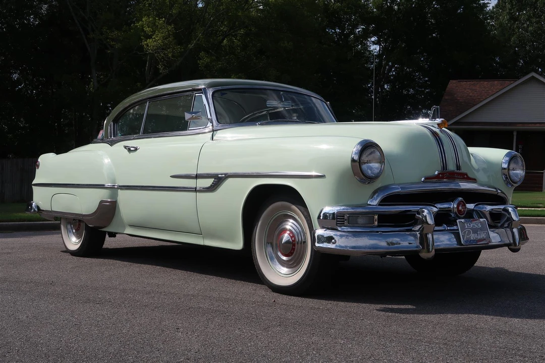 1953 Pontiac Chieftain - Image 2 of 31