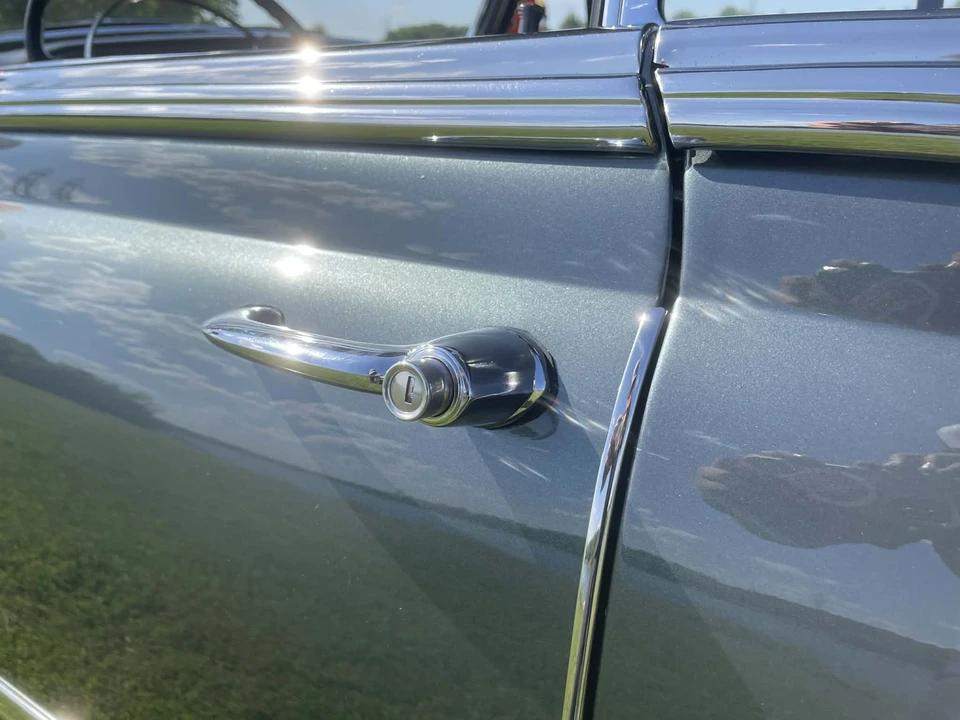 1953 Pontiac Chieftain - Image 30 of 31