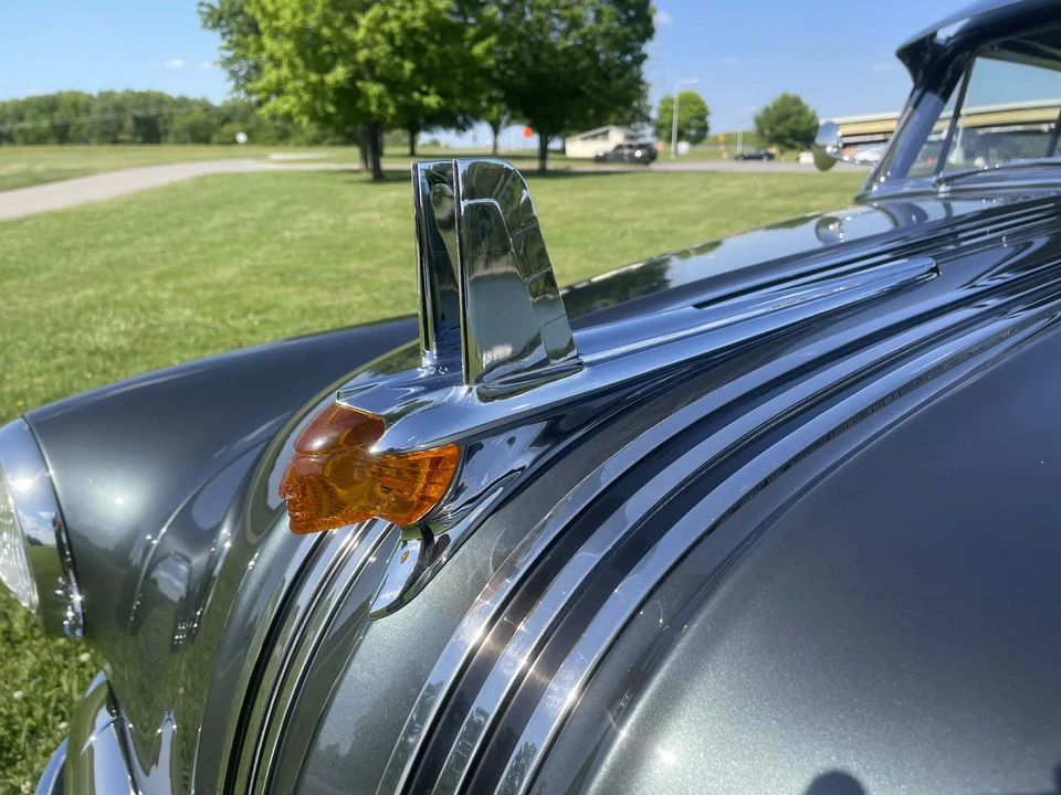 1953 Pontiac Chieftain - Image 27 of 31