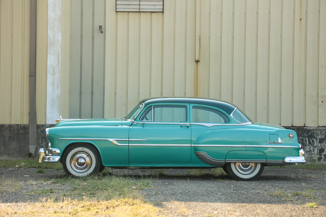 1953 Pontiac Chieftain - Image 2 of 31
