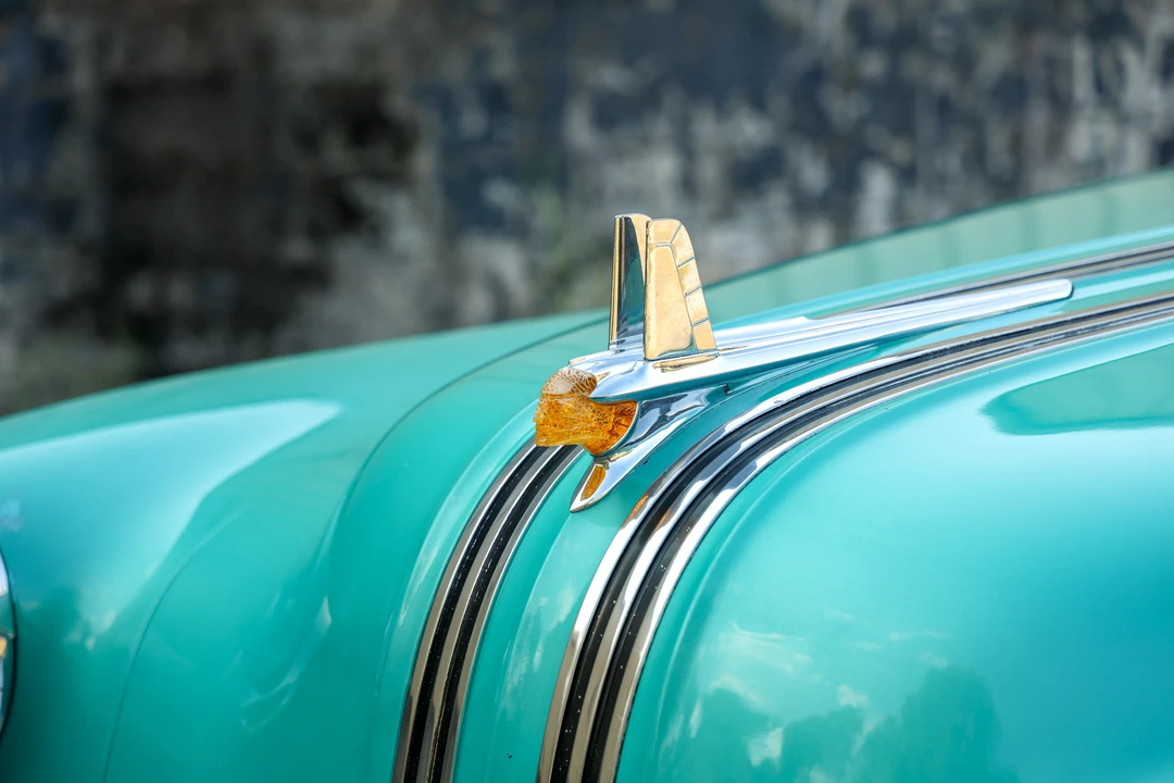 1953 Pontiac Chieftain - Image 15 of 31