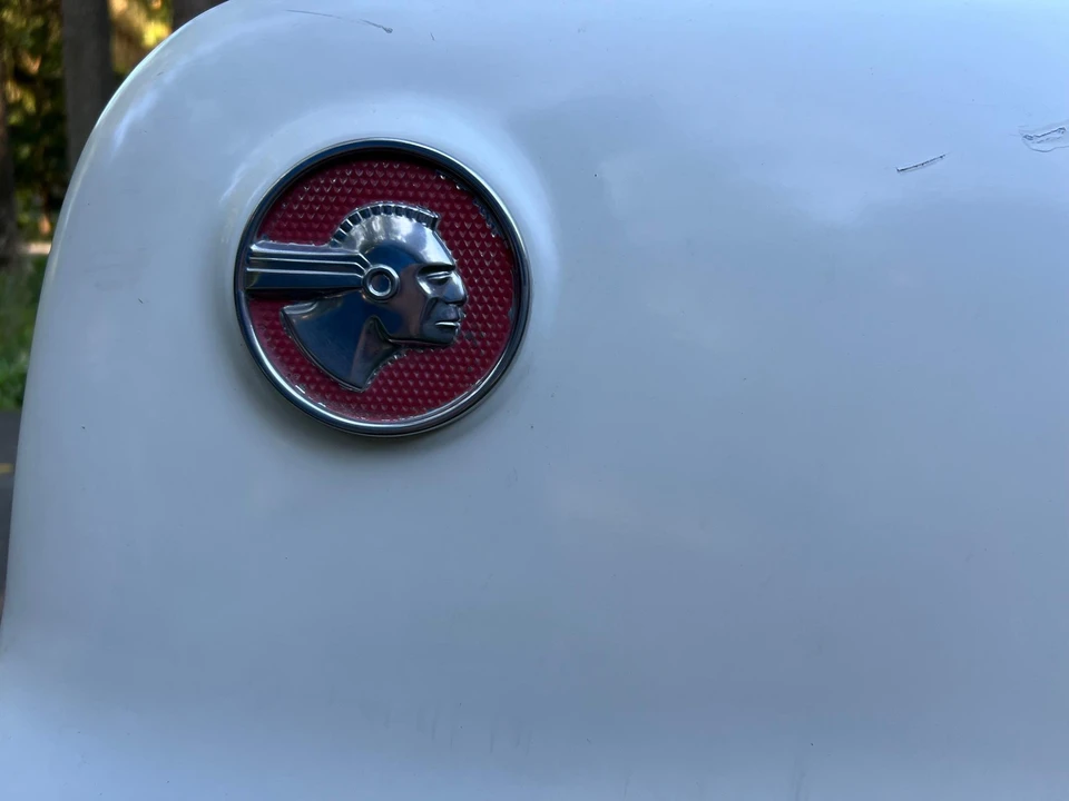 1953 Pontiac Chieftain - Image 30 of 31