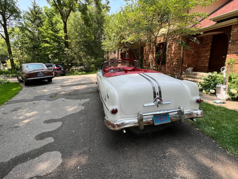 1953 Pontiac Chieftain - Image 11 of 31