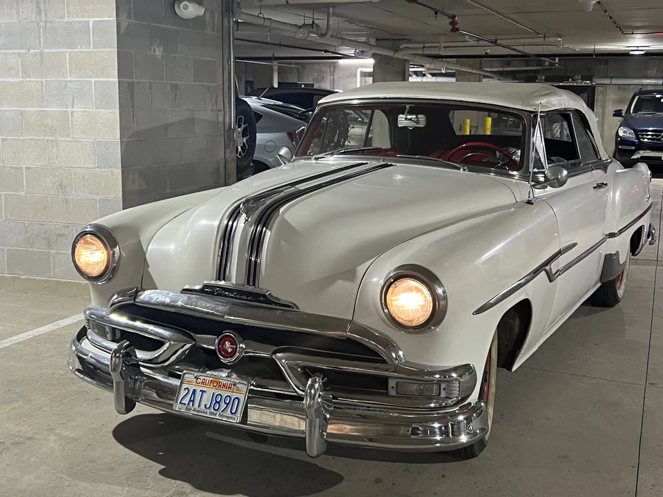 1953 Pontiac Chieftain - Image 16 of 31