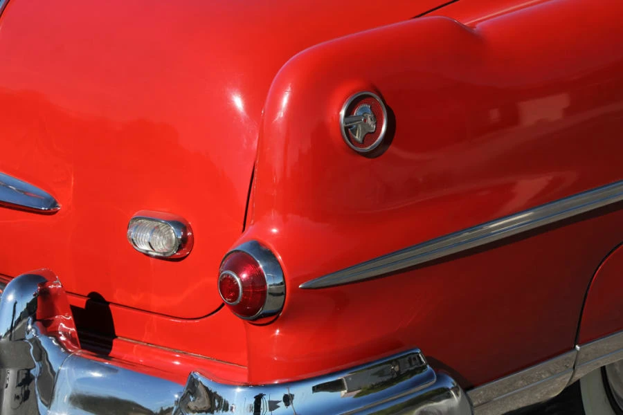 1953 Pontiac Chieftain - Image 9 of 12