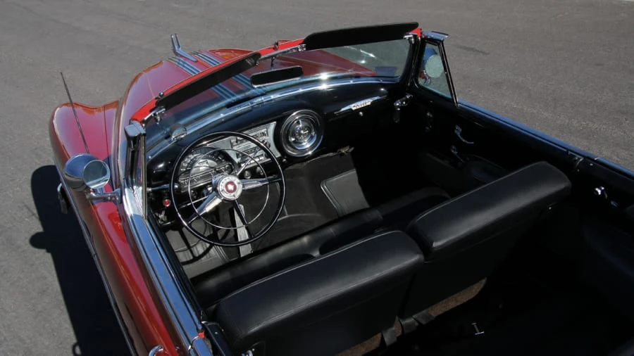 1953 Pontiac Chieftain - Image 10 of 12