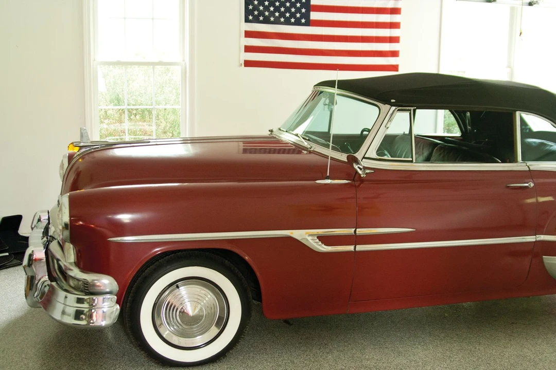 1953 Pontiac Chieftain - Image 3 of 31