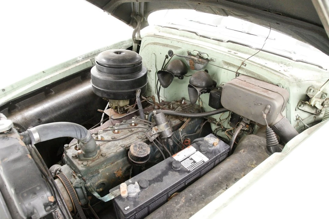 1953 Pontiac Chieftain - Image 11 of 12