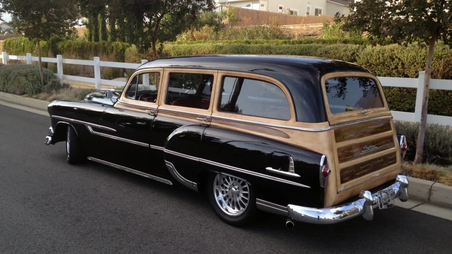 1953 Pontiac Chieftain - Image 2 of 7