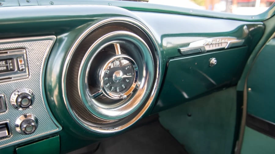 1953 Pontiac Chieftain - Image 24 of 31