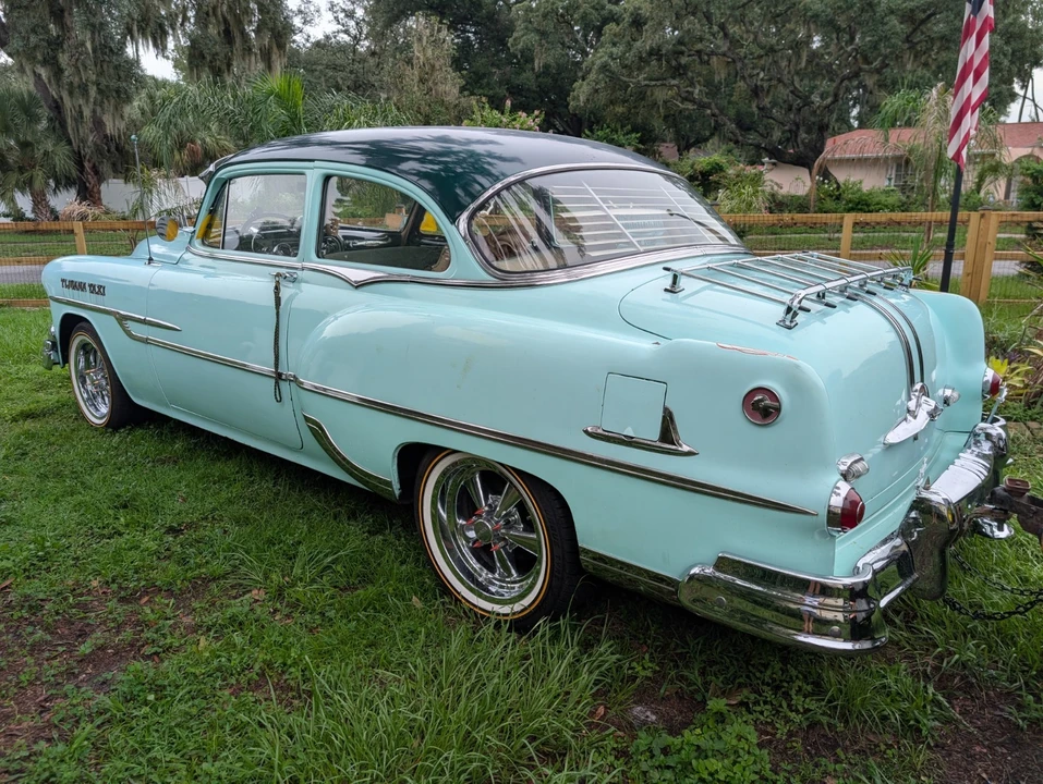 1953 Pontiac Chieftain - Image 8 of 13
