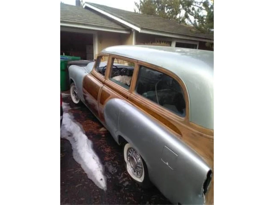 1953 Pontiac Chieftain - Image 2 of 2