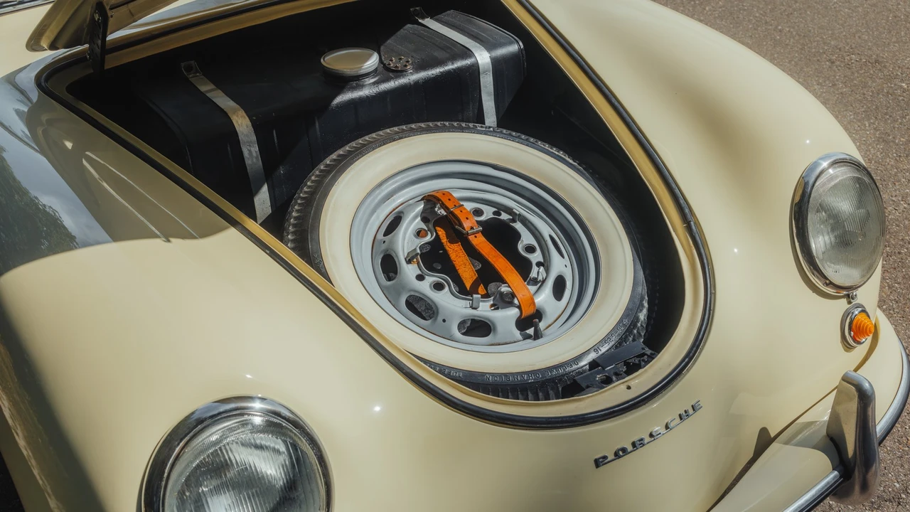 1953 Porsche 356 Pre-A - Image 4 of 31