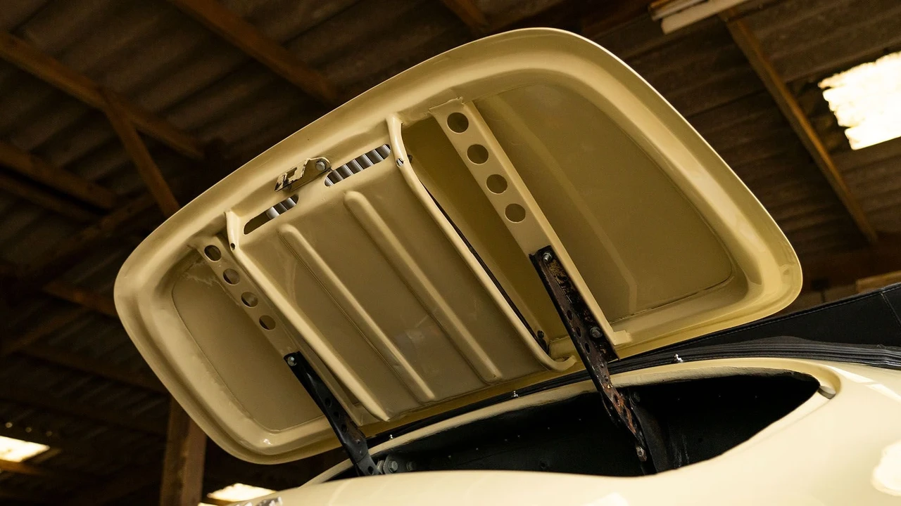 1953 Porsche 356 Pre-A - Image 30 of 31