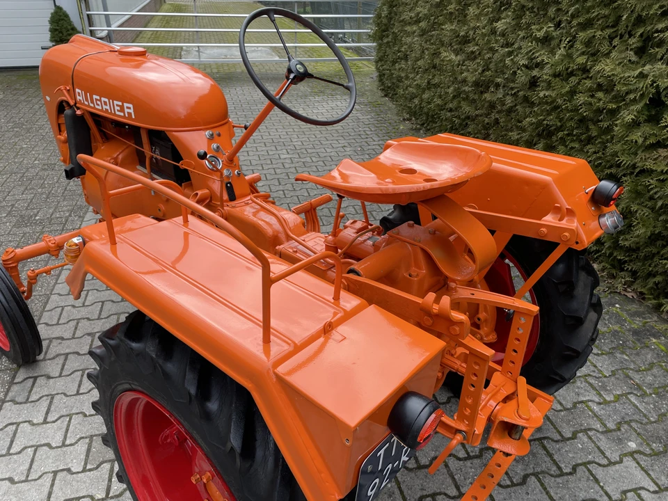 1953 Porsche Tractors - Image 19 of 31