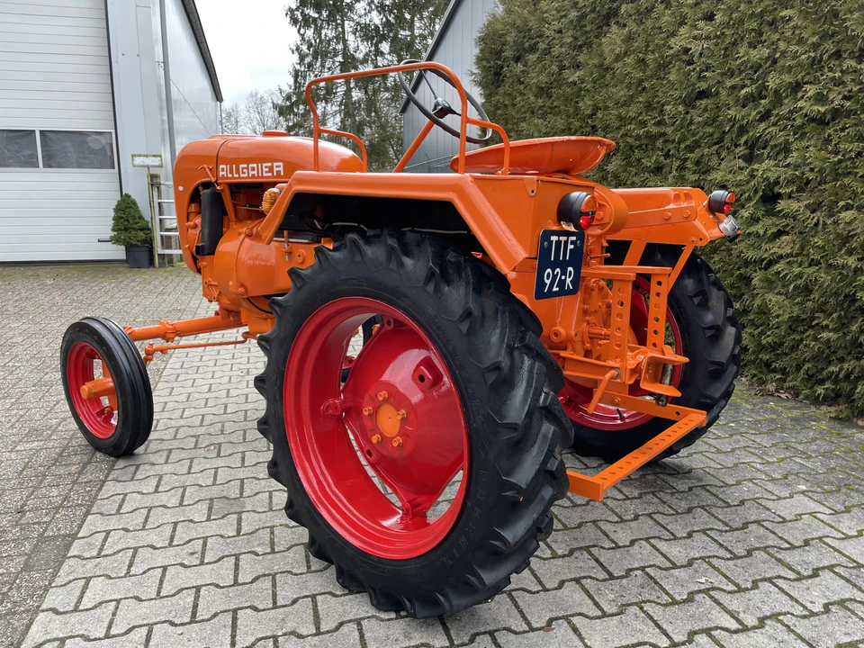 1953 Porsche Tractors - Image 12 of 31