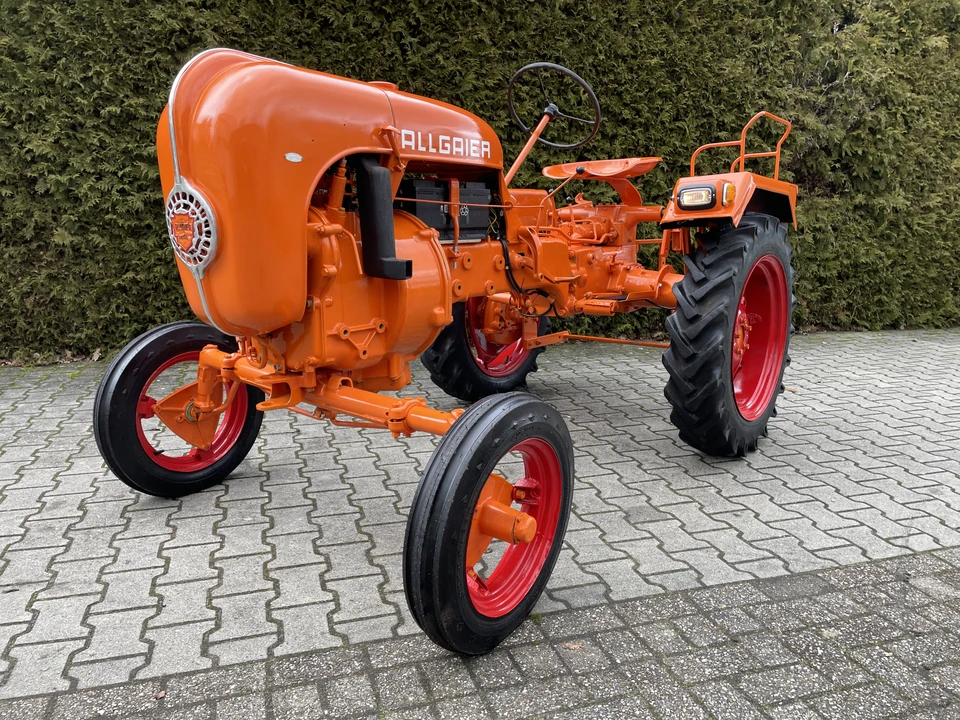 1953 Porsche Tractors - Image 10 of 31