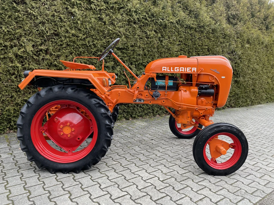 1953 Porsche Tractors - Image 8 of 31