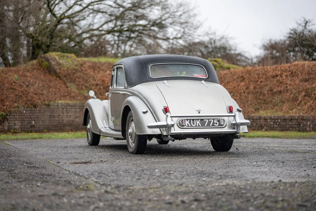 1953 Riley - Image 7 of 30