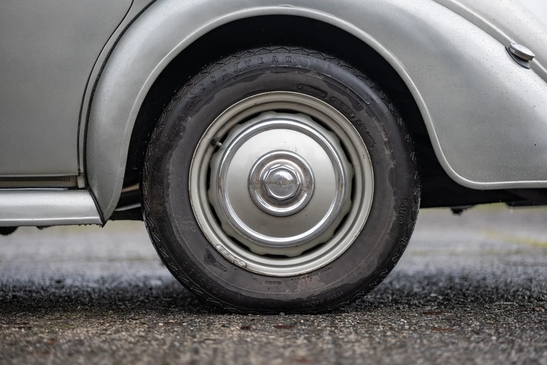 1953 Riley - Image 13 of 30